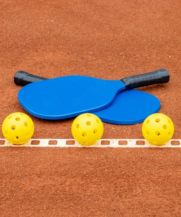 kham pha bo combo pickleball cao cap chinh phuc moi san choi