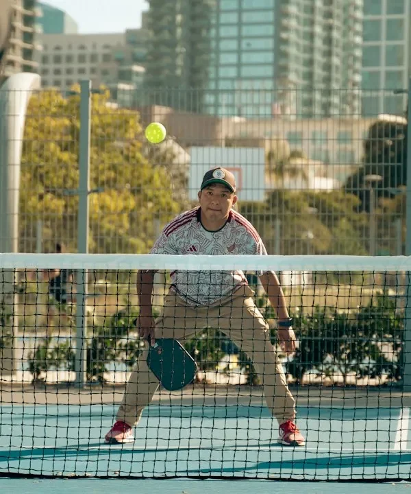 phu kien pickleball can thiet e nang cao trinh o choi cua ban